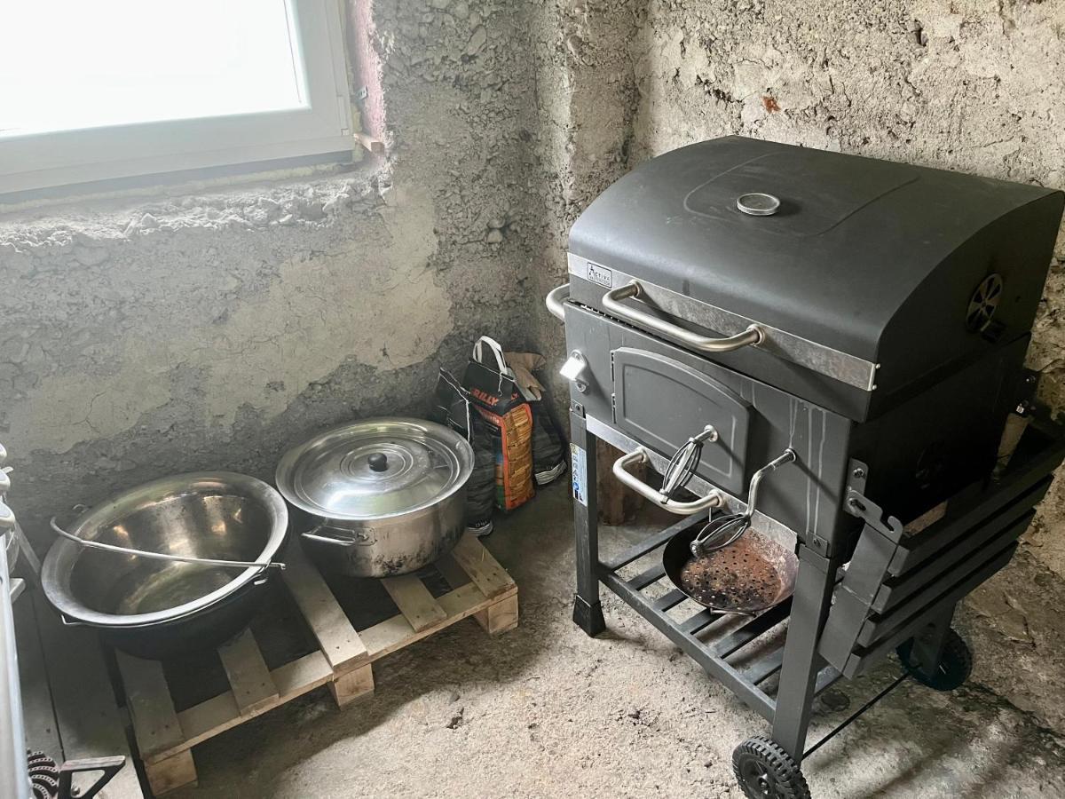 Apartmanovy Dom Adas Prosiek 外观 照片
