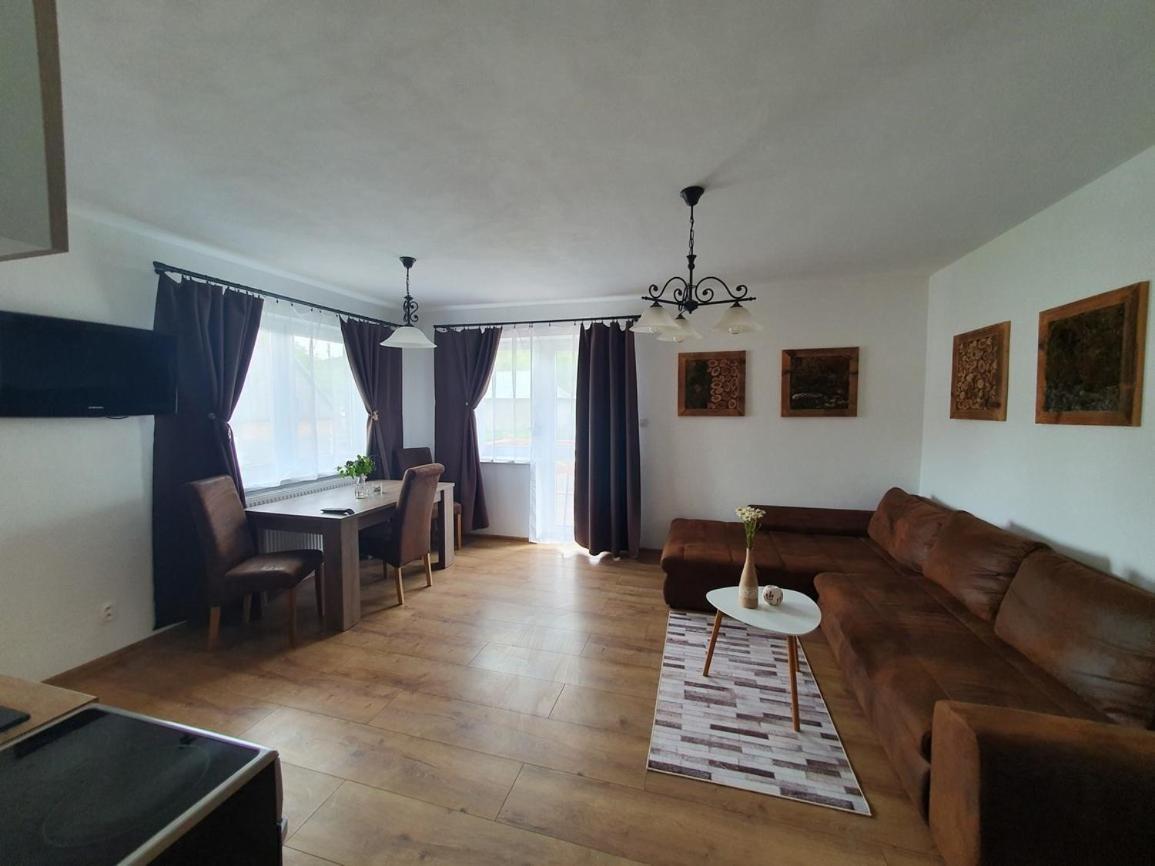 Apartmanovy Dom Adas Prosiek 外观 照片