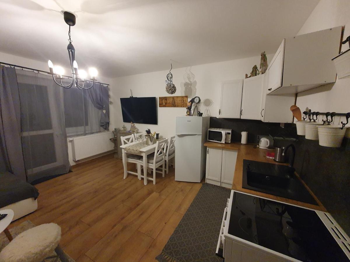 Apartmanovy Dom Adas Prosiek 外观 照片