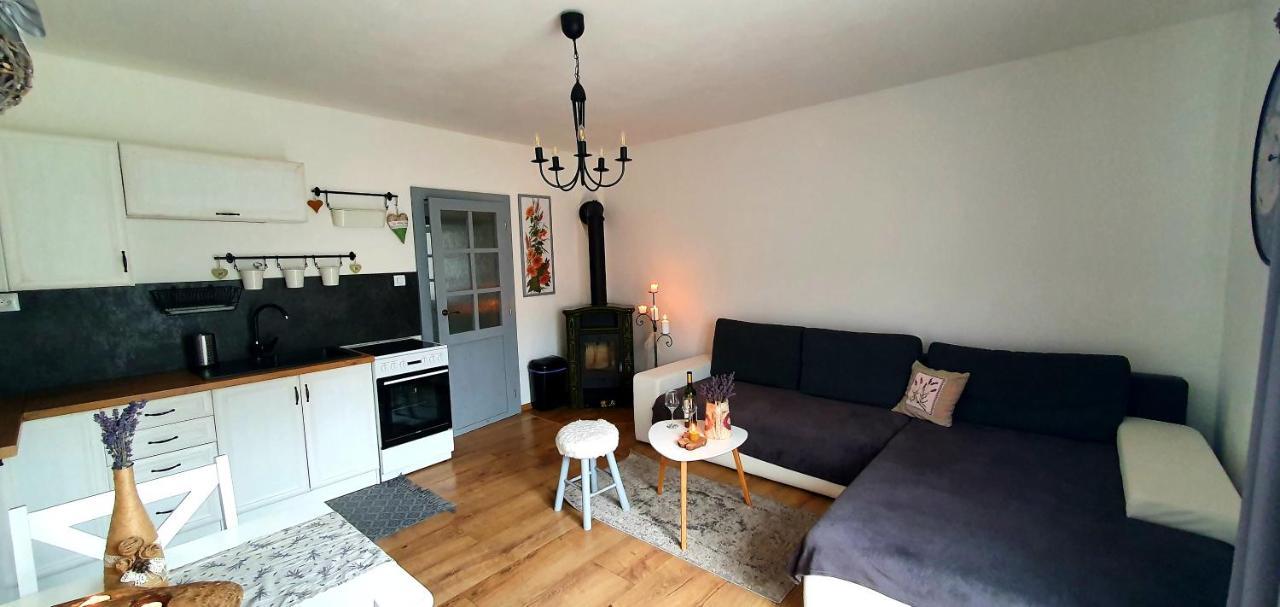 Apartmanovy Dom Adas Prosiek 外观 照片